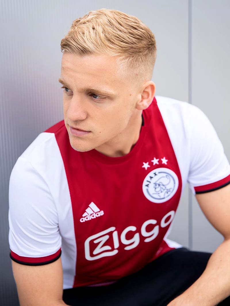 19ajaxhome3.jpg